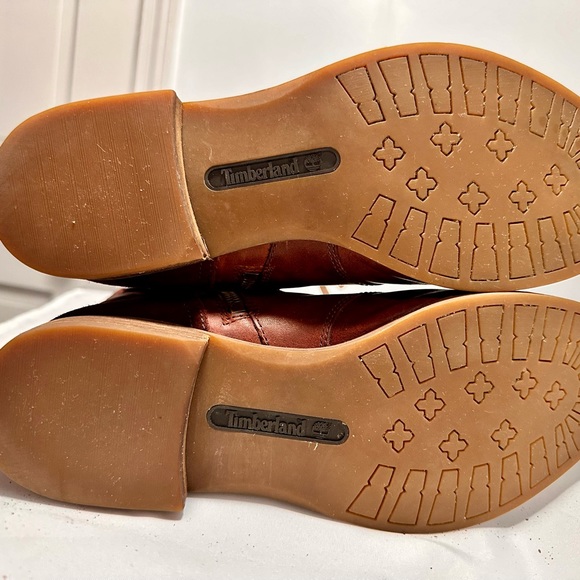 Timberland Leather and Nubuck wide calf boots. - Picture 13 of 15